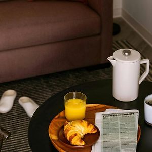 One-Bedroom Apartment Mobility accessible